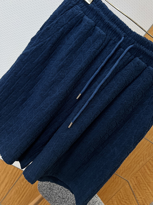 ディオールスーパーコピー 総柄ジャカード柄の半袖ショートパンツセット