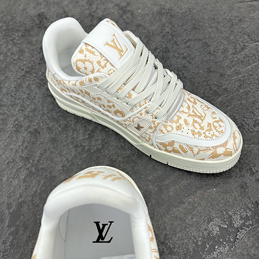 ルイヴィトンコピー LV Trainer クラシックなフュージョングレインアスレチックシューズ