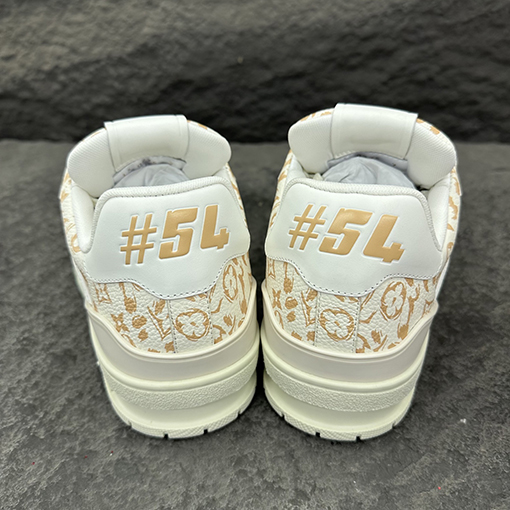 ルイヴィトンコピー LV Trainer クラシックなフュージョングレインアスレチックシューズ