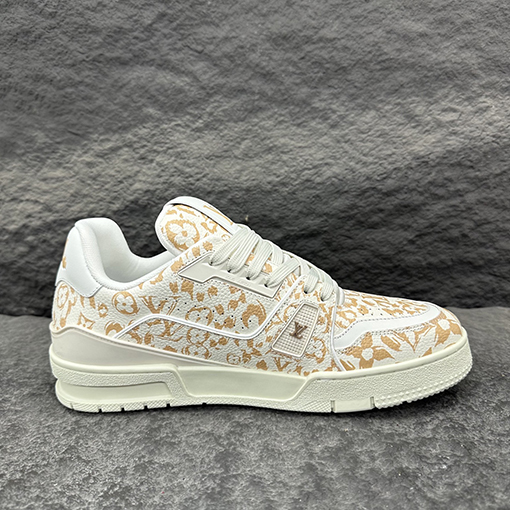 ルイヴィトンコピー LV Trainer クラシックなフュージョングレインアスレチックシューズ