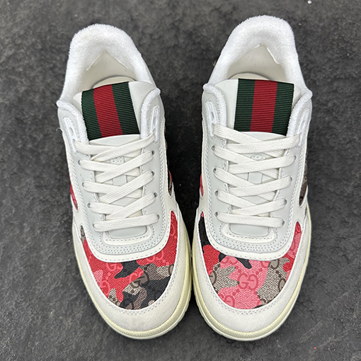 グッチスーパーコピー Re-Web GG デニムスニーカーシリーズ