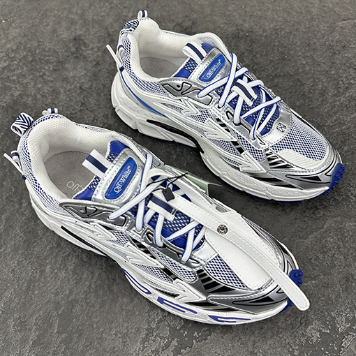 オフホワイト BE RIGHT BACK 高性能ランニングシューズ