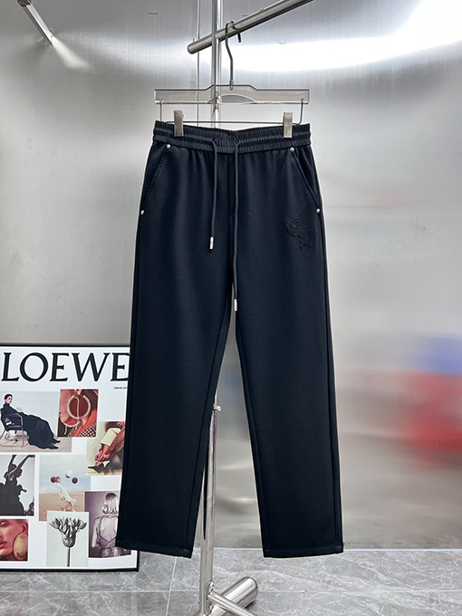 クロムハーツ 光沢のあるアップリケロゴ入りカジュアルパンツ