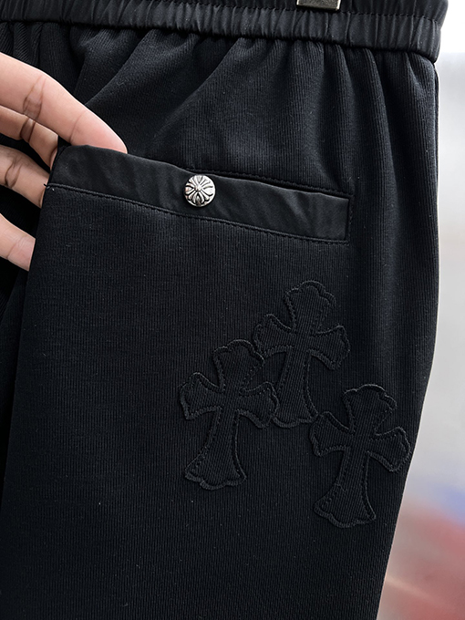 クロムハーツ 光沢のあるアップリケロゴ入りカジュアルパンツ