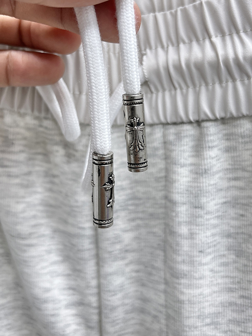 クロムハーツ 光沢のあるアップリケロゴ入りカジュアルパンツ