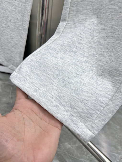 クロムハーツ 光沢のあるアップリケロゴ入りカジュアルパンツ