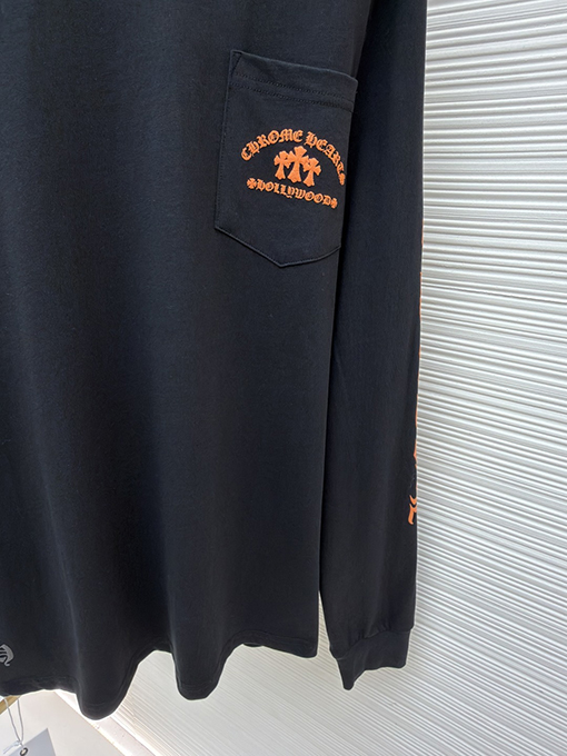 クロムハーツスーパーコピー スタイリッシュなオレンジ色のサンスクリット語ロゴ入り長袖シャツ