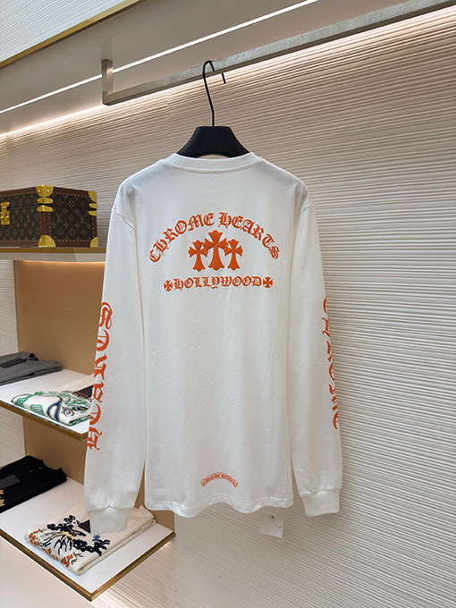 クロムハーツスーパーコピー スタイリッシュなオレンジ色のサンスクリット語ロゴ入り長袖シャツ