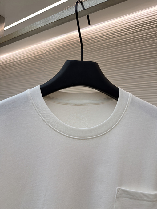 クロムハーツスーパーコピー スタイリッシュなオレンジ色のサンスクリット語ロゴ入り長袖シャツ