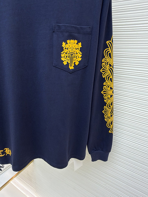 クロムハーツ 背中に黄色の蔓の剣の紺色の長袖シャツ
