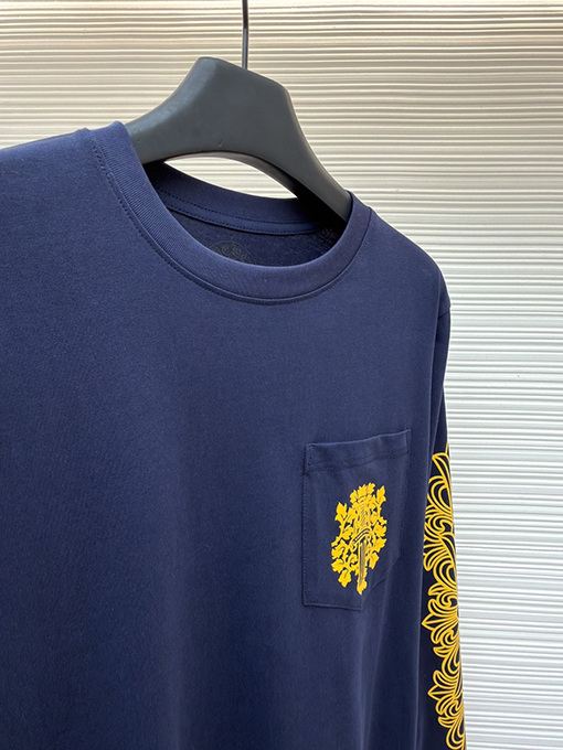 クロムハーツ 背中に黄色の蔓の剣の紺色の長袖シャツ