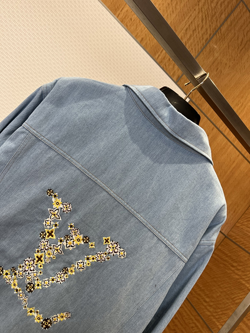 ルイヴィトン 手書きロゴ刺繍り襟付きデニムジャケット