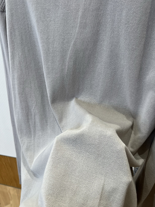 ルイヴィトンコピー モノグラム入りジャカードVネックニットカーディガン