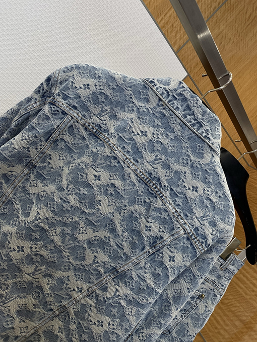 ルイヴィトンブランドスーパーコピー クラシックなジャカード総柄デニムスーツ