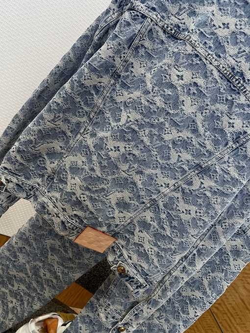 ルイヴィトンブランドスーパーコピー クラシックなジャカード総柄デニムスーツ