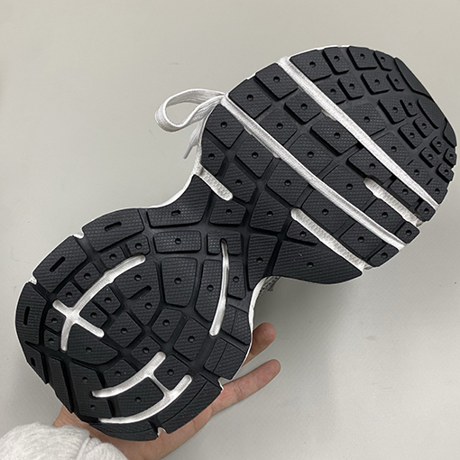 バレンシアガコピー 3XL Split Logo 新モデルカップルスニーカー