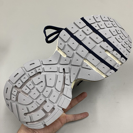 バレンシアガコピー 3XL Split Logo 新モデルカップルスニーカー