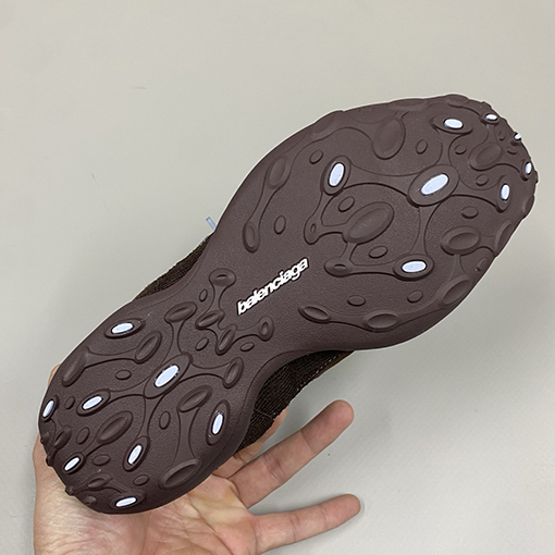 バレンシアガスーパーコピー Monday Ultra クラシックのカップルスニーカー