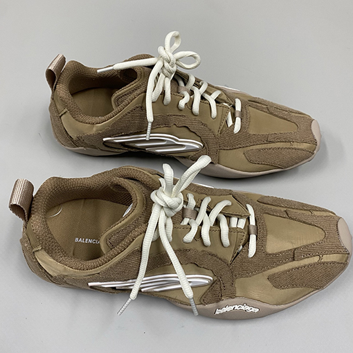 バレンシアガスーパーコピー Monday Ultra クラシックのカップルスニーカー