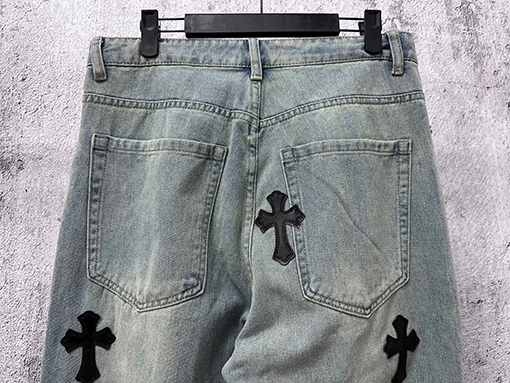 クロムハーツ 新モデルストレートレッグジーンズ