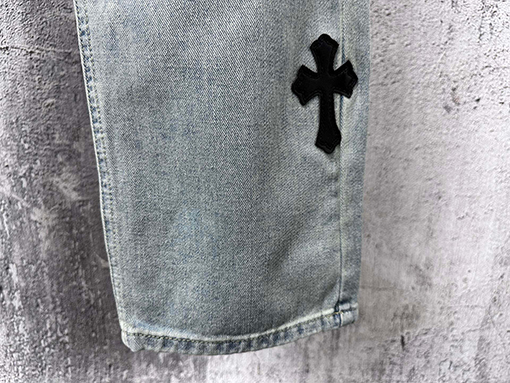 クロムハーツ 新モデルストレートレッグジーンズ