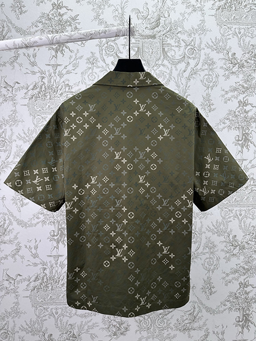ルイヴィトンブランドスーパーコピー MONOGRAM クラシックのワークウェア半袖シャツ