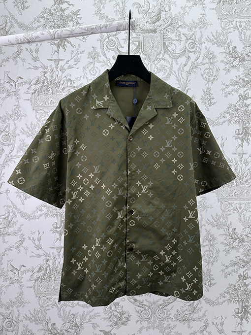 ルイヴィトンブランドスーパーコピー MONOGRAM クラシックのワークウェア半袖シャツ