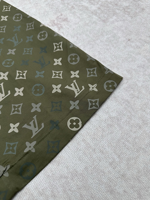 ルイヴィトンブランドスーパーコピー MONOGRAM クラシックのワークウェア半袖シャツ