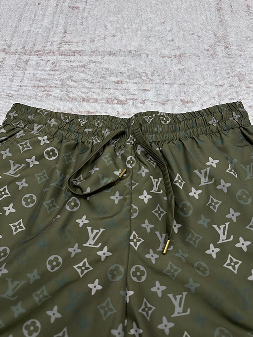 ルイヴィトン MONOGRAM カーゴショーツ