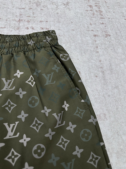 ルイヴィトン MONOGRAM カーゴショーツ