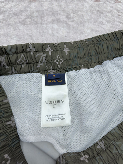 ルイヴィトン MONOGRAM カーゴショーツ