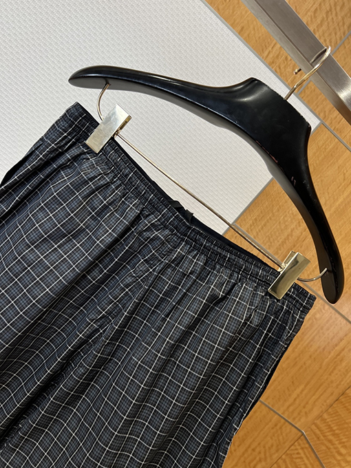 バレンシアガスーパーコピー チェック柄刺繍入りカジュアルショーツ