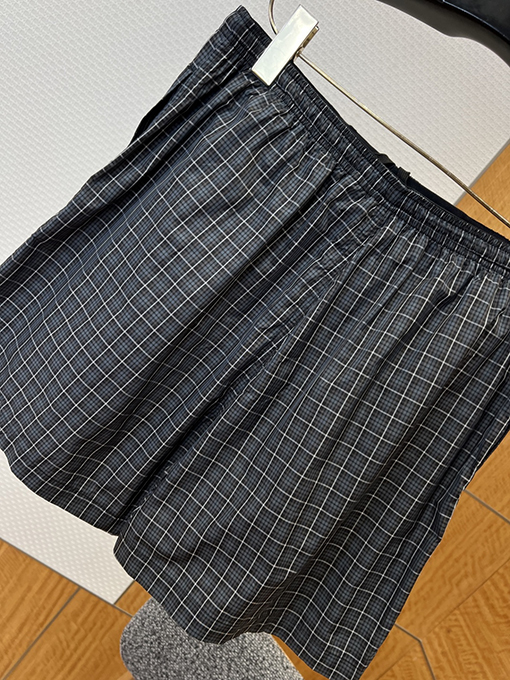 バレンシアガスーパーコピー チェック柄刺繍入りカジュアルショーツ