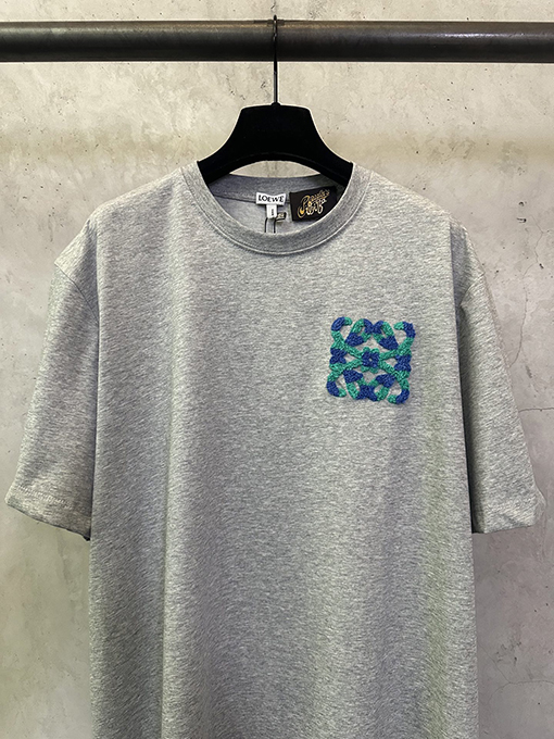 ロエベコピー タオル刺繍入り半袖Tシャツ