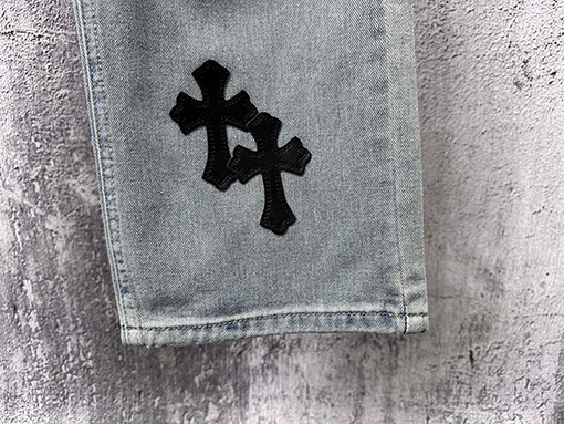 クロムハーツ 新モデルストレートレッグジーンズ