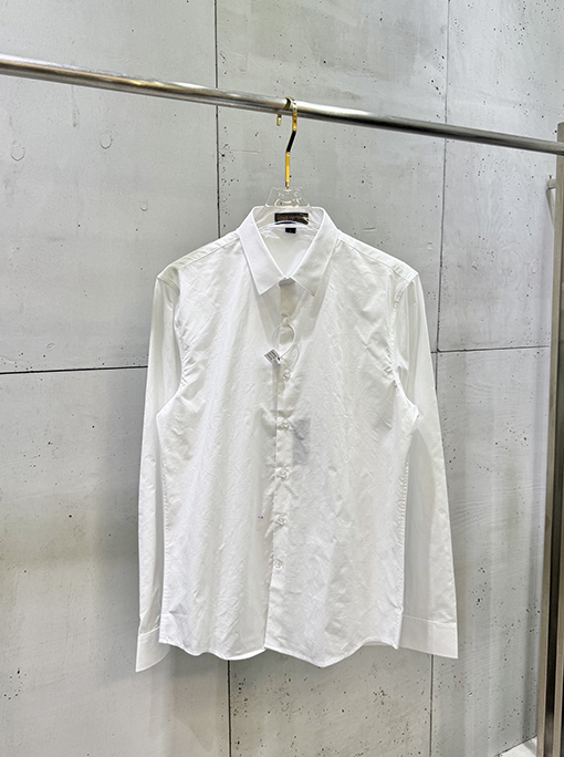 ルイヴィトンコピー さりげない文字柄のモノグラムジャカード長袖シャツ