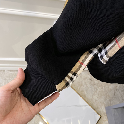 バーバリーブランドスーパーコピー チェック柄コットンのオーバーサイズパッチワークフード付きスウェットシャツ