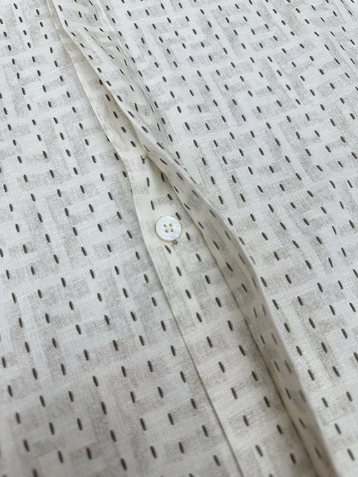 フェンディコピー 無地のFFリネンボタンダウン半袖シャツ