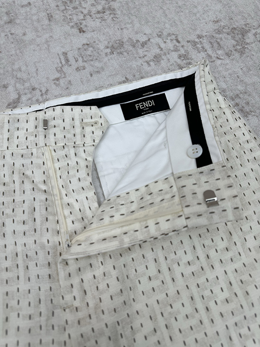 フェンディ リネンステッチ柄のバミューダカジュアルショーツ