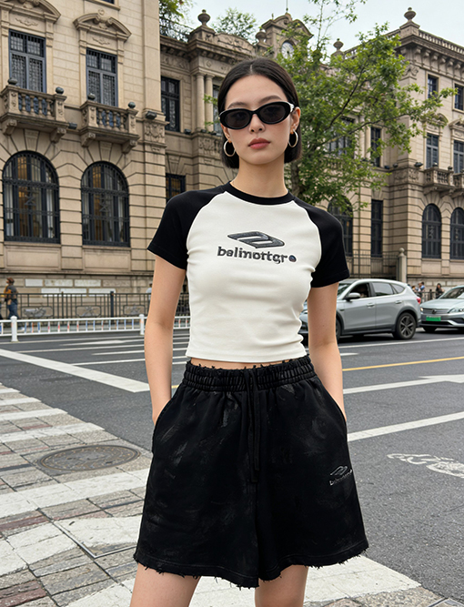 バレンシアガスーパーコピー BALENCIAGA 刺繍入りダメージドローストリングショーツ