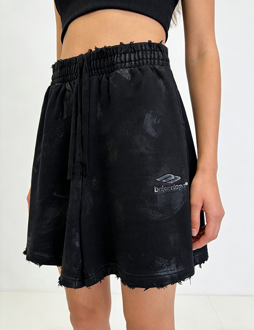 バレンシアガスーパーコピー BALENCIAGA 刺繍入りダメージドローストリングショーツ