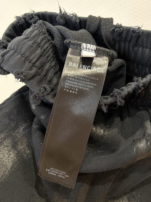 バレンシアガスーパーコピー BALENCIAGA 刺繍入りダメージドローストリングショーツ