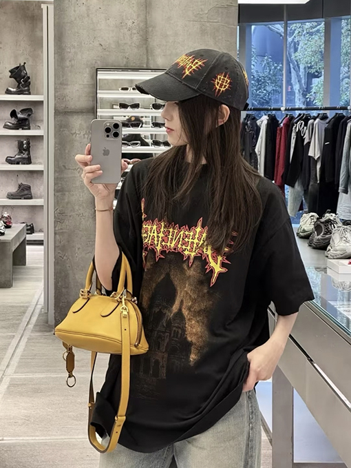 バレンシアガブランドスーパーコピー Balenciaga ファッションノートルダム大聖堂のクラックルプリント半袖Tシャツ