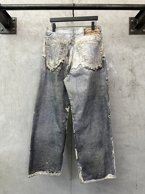 アクネストゥディオズ 3D プリントされたフェイクツーピースダメージジーンズ