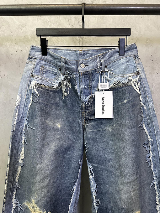 アクネストゥディオズスーパーコピー 3D 新モデルプリントされたフェイクツーピースダメージジーンズ