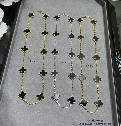 ヴァンクリーフ&アーペルズ レディースファッションネックレス