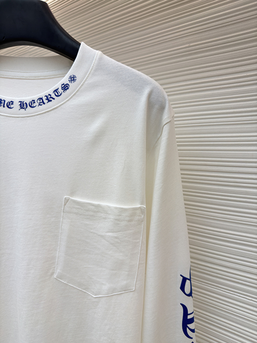 クロムハーツスーパーコピー クラシックな花柄のアームプリントと馬蹄柄の長袖シャツ