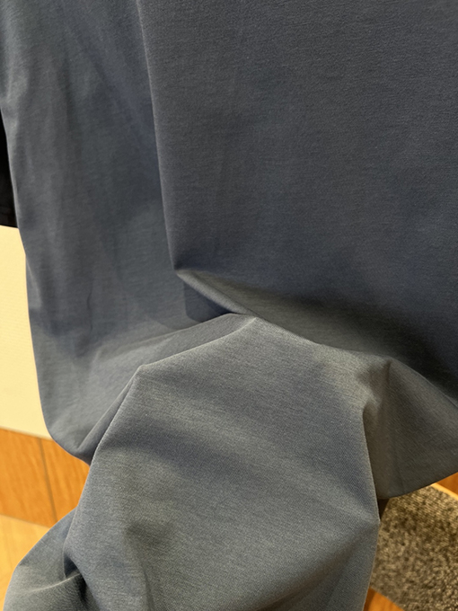 ディオール ULYSSES BY JAMES JOYCE DIOR 刺繍ロゴ入りのアーティスティックな半袖Tシャツ