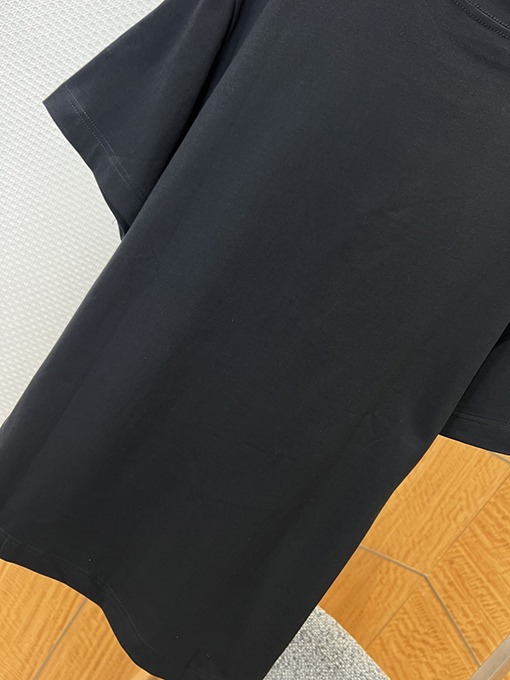 グッチ GUCCI レトロなトンボのロゴ刺繍入り半袖Tシャツ