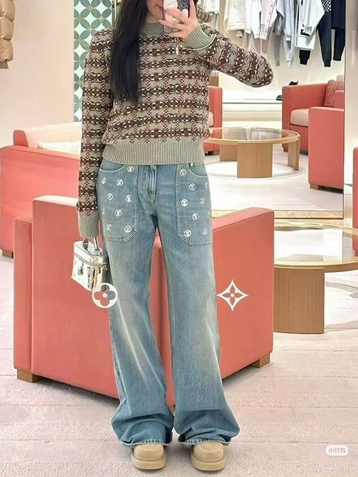 ルイヴィトンコピー レディースポケット付きレター柄スパンコールジャカードハイウエストフレアジーンズ